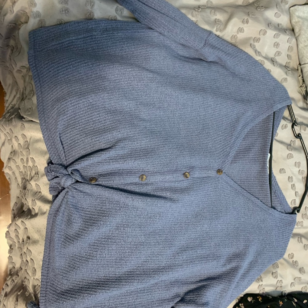 American eagle sweater